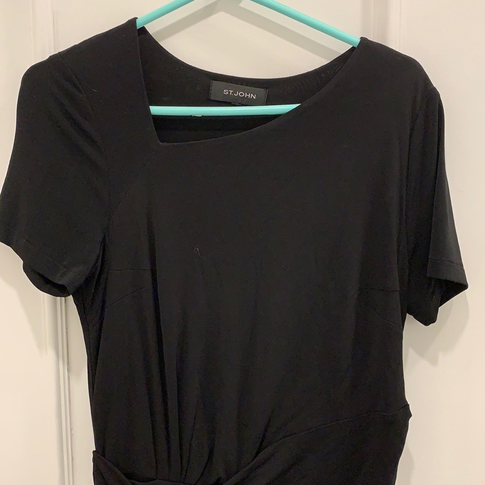 St John Black Gown Size 4